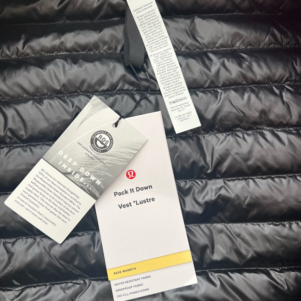 Lululemon Pack It Down Vest Lustre Black NWT Size 10 - Picture 4 of 8